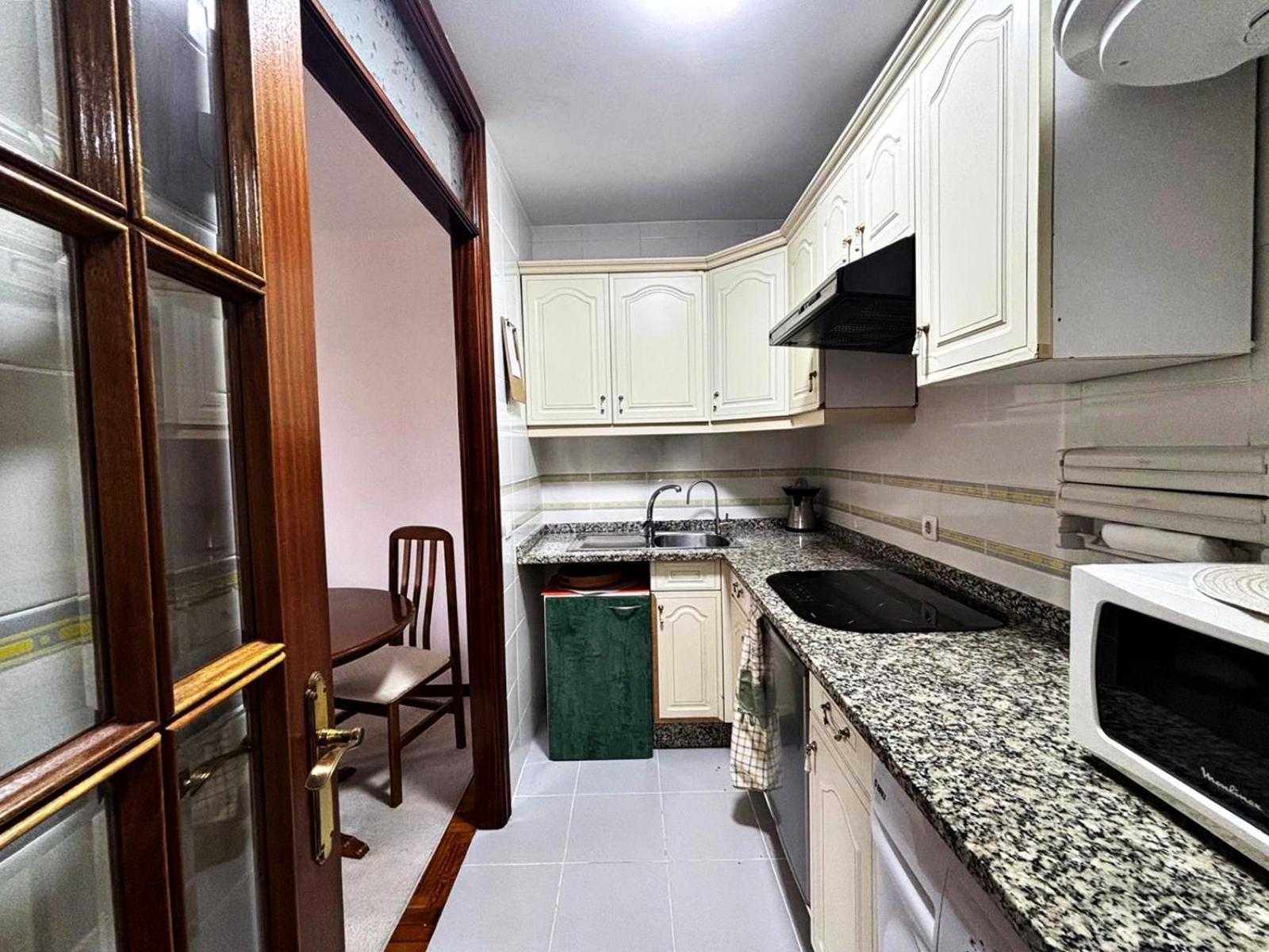 Holibai, Amodino, Agradable Y Hogareno Apto Con Parking, Baiona Extérieur photo