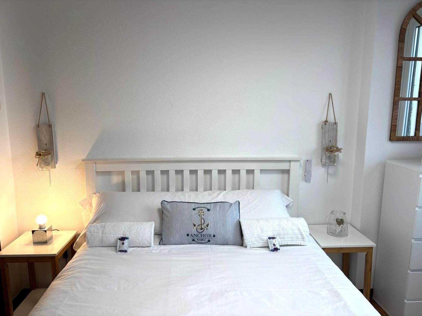 Holibai, Amodino, Agradable Y Hogareno Apto Con Parking, Baiona Extérieur photo